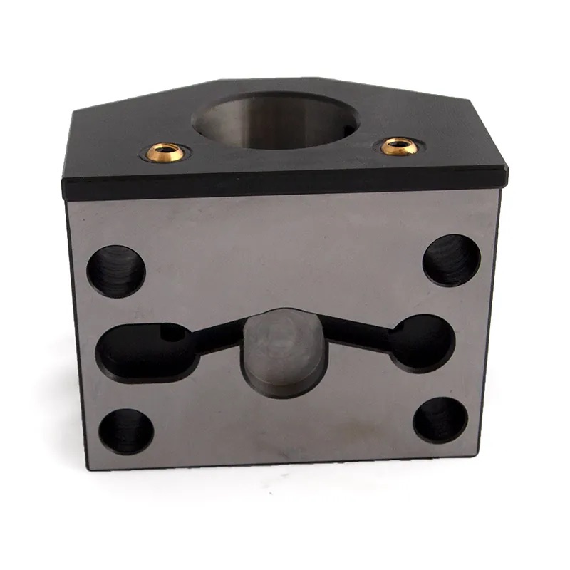 Bolt On toolholder for boring bars, clamping capacity ø40mm, center height 30mm, bolt grid 45x80